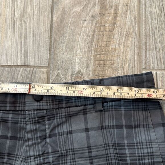 Nike Golf Dri Fit Men’s Performance Shorts size 32 - Picture 2 of 9